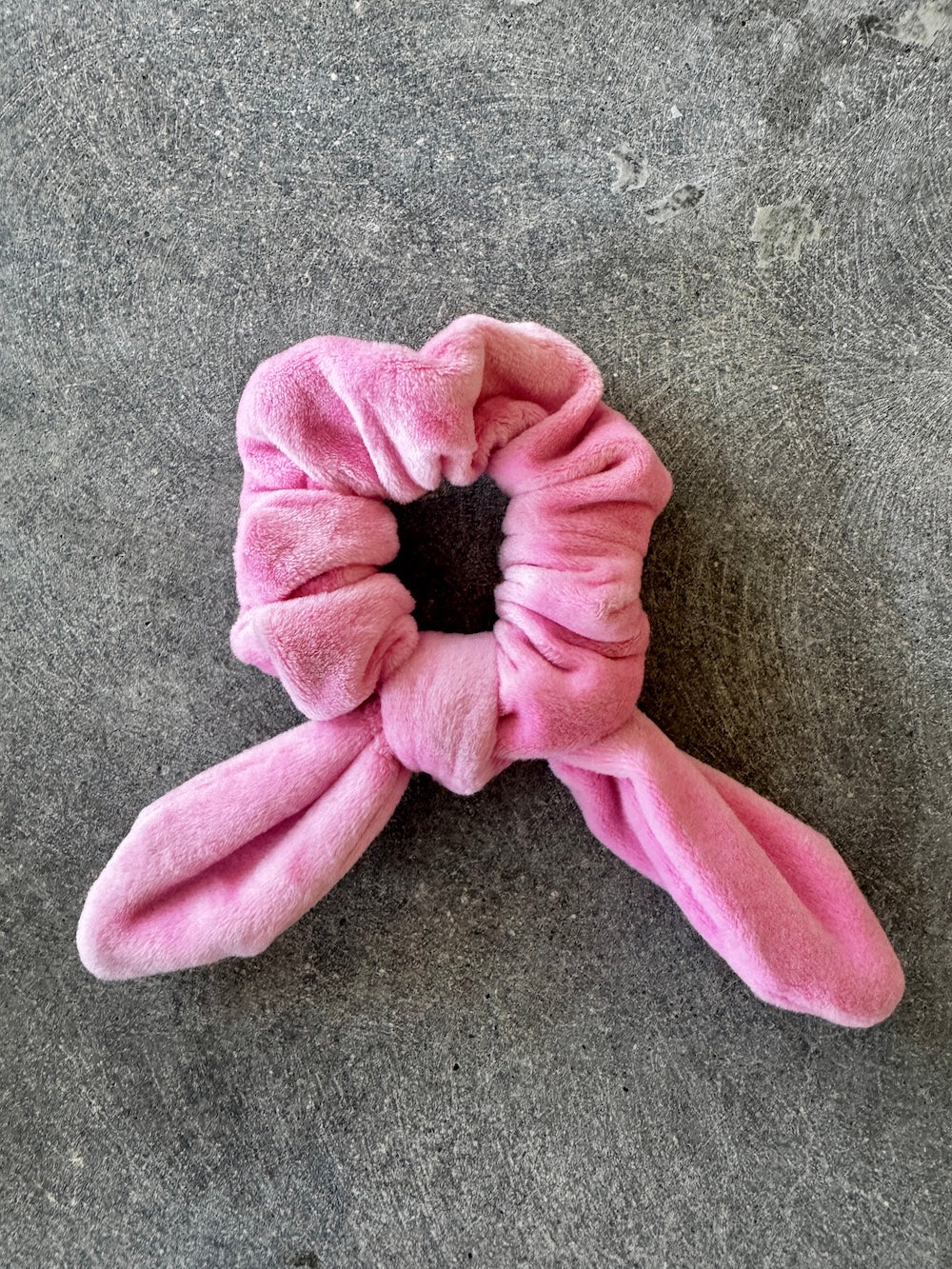 SL Scrunchie